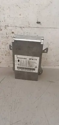 Mercedes-Benz C W204 Airbag control unit/module A2079011700 5WK43967