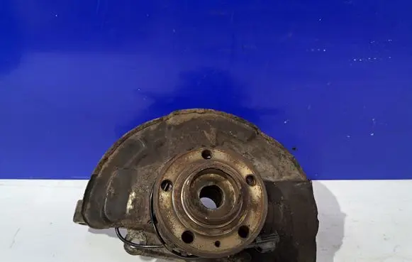 Volvo S80 Front wheel hub 30760714 8672371