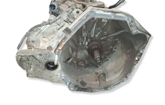Nissan Qashqai Manual 6 speed gearbox 320101889R 320104EA0B