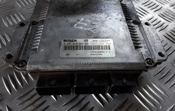 Renault Scenic I Engine control unit/module 0281010980 H0M8200091416 8200197968