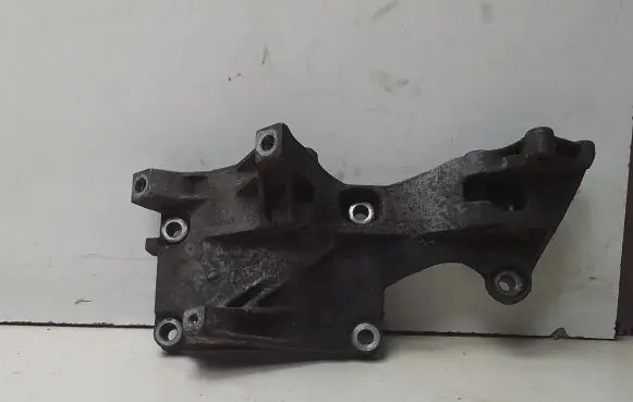 Volkswagen Polo Engine mounting bracket 0159031431