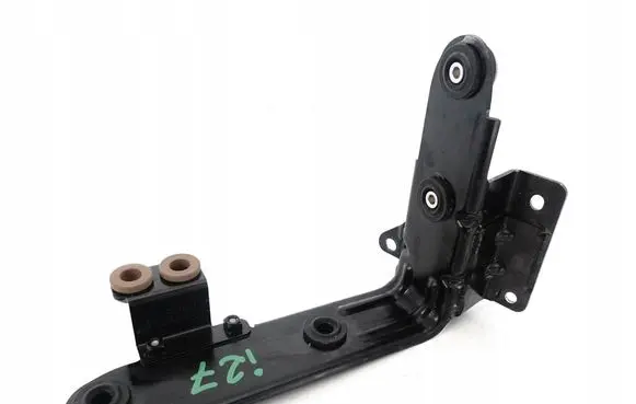 Audi RS6 C7 Radiator mount bracket 4G0117094A