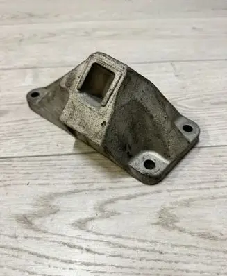 BMW 7 F01 F02 F03 F04 Engine mounting bracket 6775903 73681310