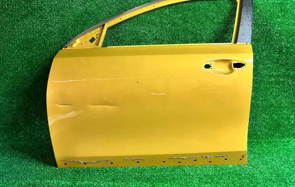 KIA Xceed Front door