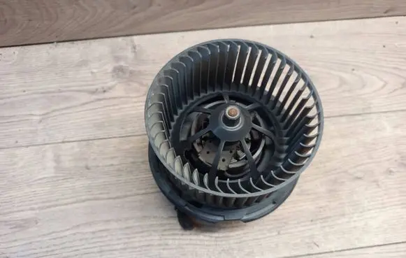 Seat Alhambra (Mk1) Heater fan/blower 7M1819021