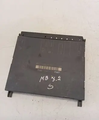 Mercedes-Benz S W220 Seat control module 2208201385