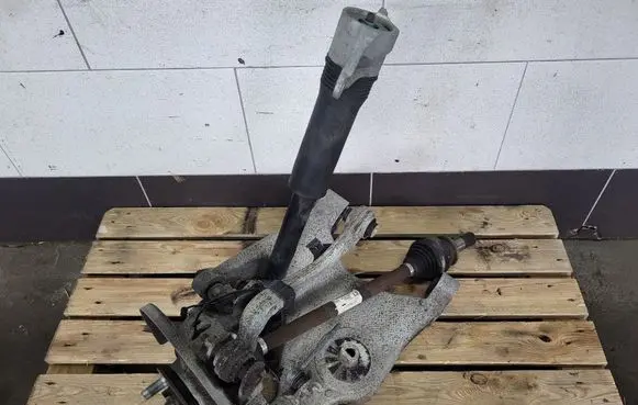 Jaguar XF X260 Rear wheel hub 