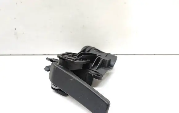 Citroen C4 II Picasso Engine bonnet (hood) release handle