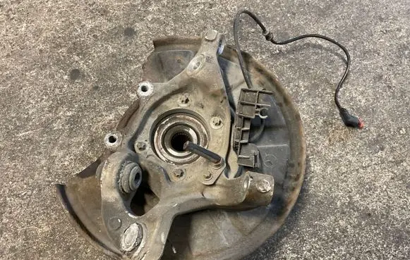 Mercedes-Benz E W212 Rear wheel hub