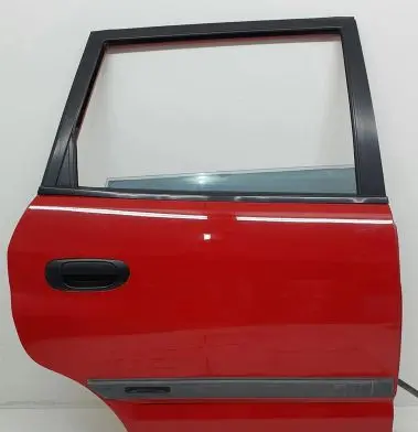 Mitsubishi Space Star Rear door