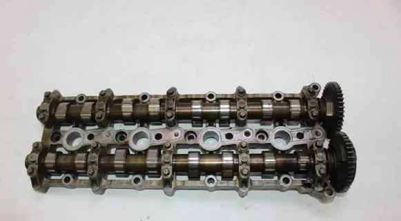 BMW 5 E60 E61 Camshaft 7797512 7797511