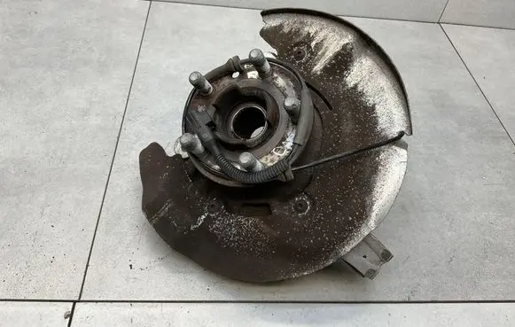 Land Rover Range Rover Evoque L538 Front wheel hub