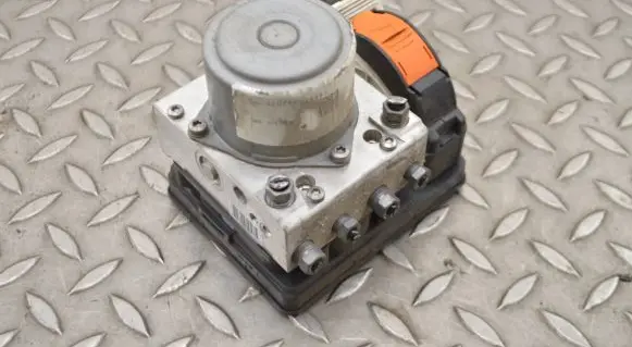 Jeep Renegade ABS Pump 548910243035 52043052