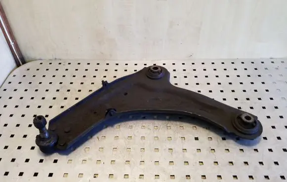 Renault Laguna II Front lower control arm/wishbone
