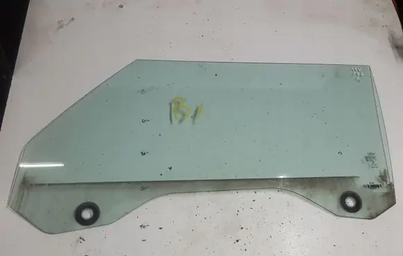 Mini One - Cooper F56 F55 Sliding door window/glass 