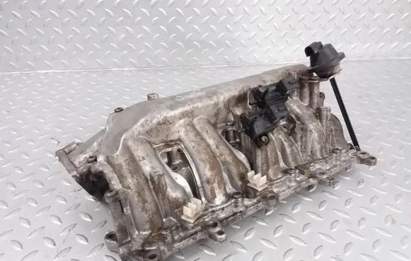 Opel Astra H Intake manifold 700997160 8973858285