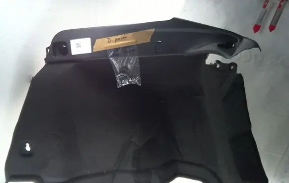 Toyota Prius (XW50) (D) pillar trim (bottom) 6473047090C2