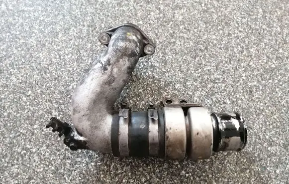 Nissan Pathfinder R51 Intake resonator 