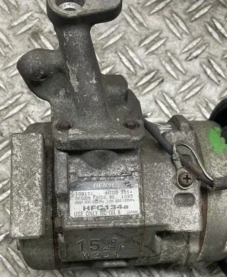Toyota RAV 4 (XA10) Air conditioning (A/C) compressor (pump)