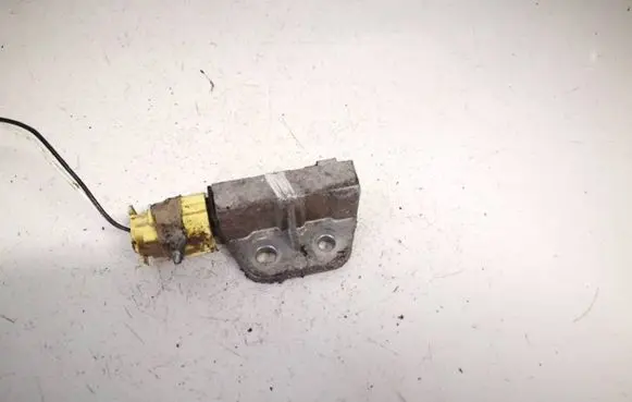 Nissan X-Trail T30 Airbag deployment crash/impact sensor