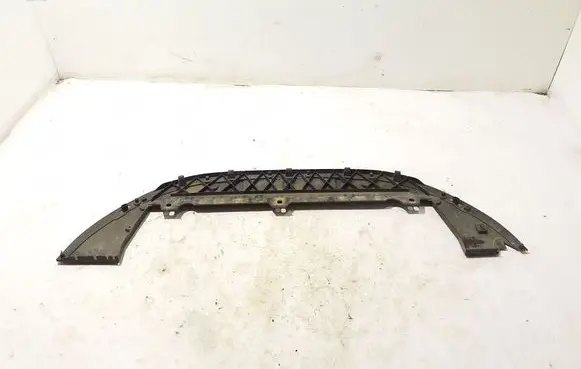 Volvo XC60 Engine splash shield/under tray 30763421