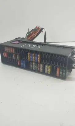 Volkswagen Touran I Fuse box set TAB016460A 7109E158E 0614302404