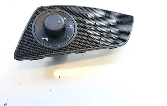 Skoda Octavia Mk2 (1Z) Wing mirror switch 1z1867435