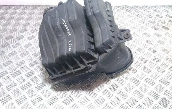 Chrysler Voyager Air filter box 04861388AB