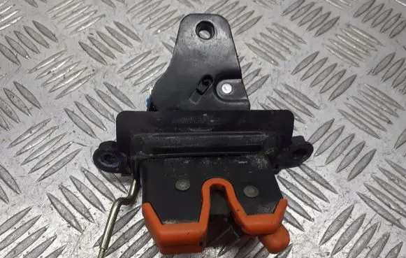 Skoda Octavia Mk2 (1Z) Engine bonnet/hood lock/latch loop/hook 106827501G