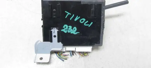 SsangYong Tivoli Other control units/modules 8757035151