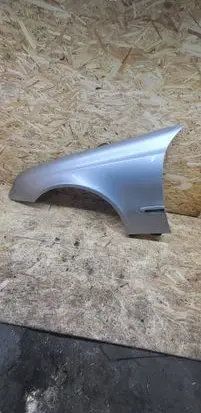 Mercedes-Benz E W211 Fender 