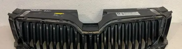 Skoda Octavia Mk3 (5E) Front grill 5E0853653 3200201114