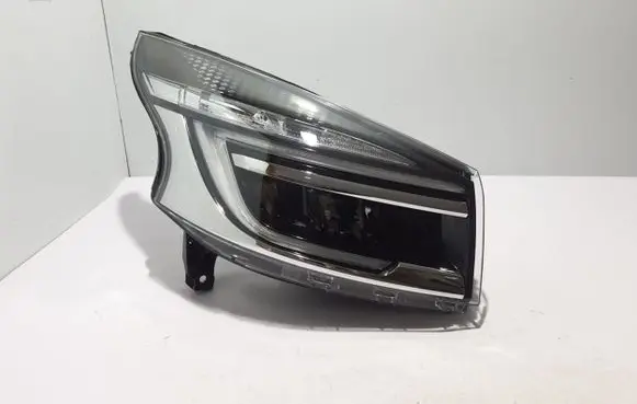 Renault Trafic III (X82) Headlight/headlamp 260103799R