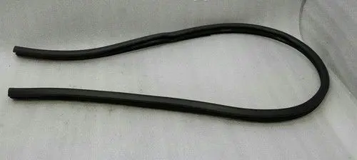 Mercedes-Benz E C207 W207 Front door rubber seal A2076920376