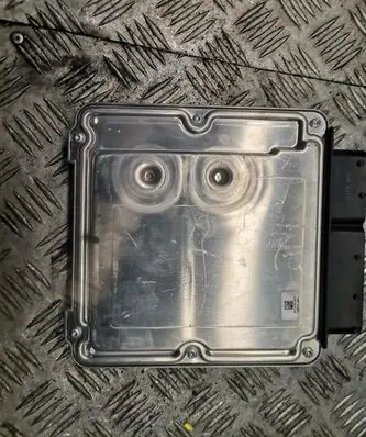 Audi A4 S4 B8 8K Engine control unit/module 03l906022c