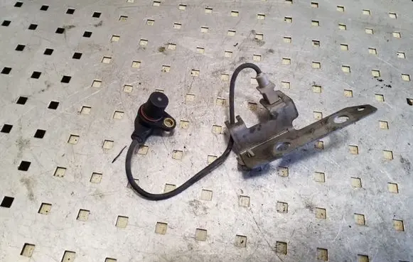 Volkswagen Phaeton Crankshaft position sensor 0261210146