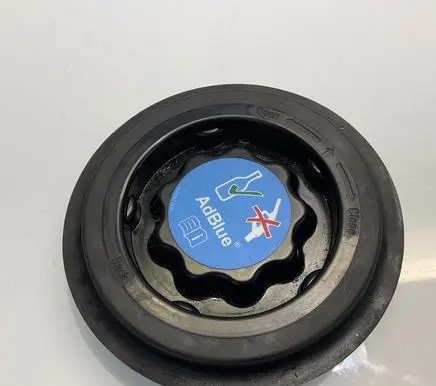Mercedes-Benz E W212 Adblue tank cap A2076900064 SP63100000 046973001