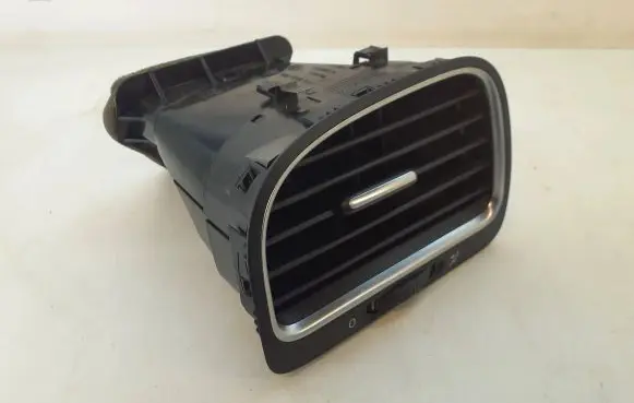 Volkswagen Golf VI Dashboard side air vent grill/cover trim 5K0819703 5K0819709 3KVBC6
