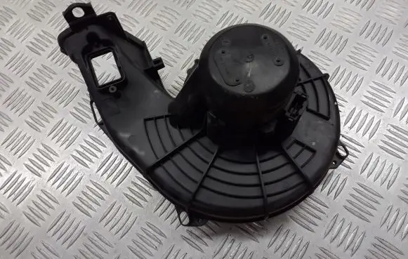 Opel Meriva A Front door blower motor 