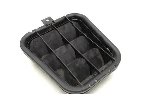 Audi A6 S6 C5 4B Quarter panel pressure vent 8b0819181b