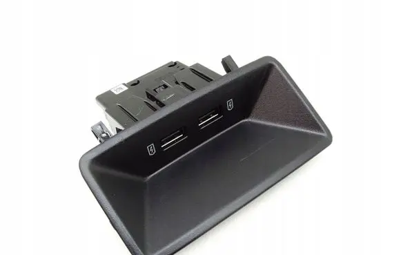 Volkswagen T-Roc USB socket connector 5Q0035726L
