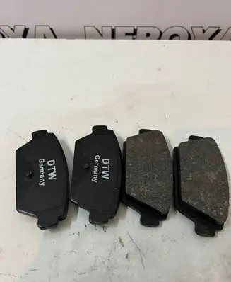 Mitsubishi Colt Brake pads (rear) LP533