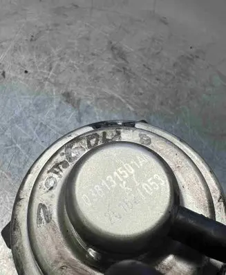 Volkswagen Golf V EGR valve ---