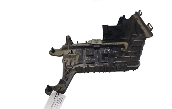Skoda Octavia Mk2 (1Z) Battery tray 3C0915336 1K0915333