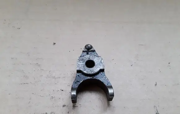 Toyota Corolla Verso E121 Fuel Injector clamp holder NOCODE