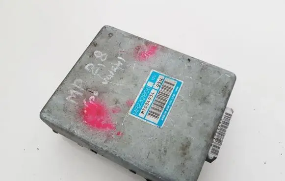 Mitsubishi Pajero Gearbox control unit/module mr232806 mt004934