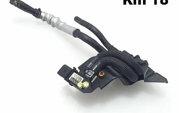 Audi A3 S3 8P Exhaust gas pressure sensor 076906051B 1K0131552N