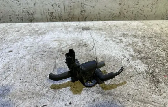 Volvo V60 Turbo solenoid valve 9688124580