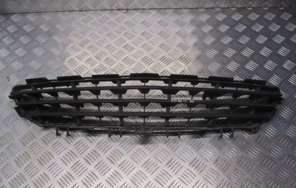 Opel Astra H Front bumper lower grill