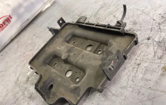 Hyundai Getz Battery tray 371501c200